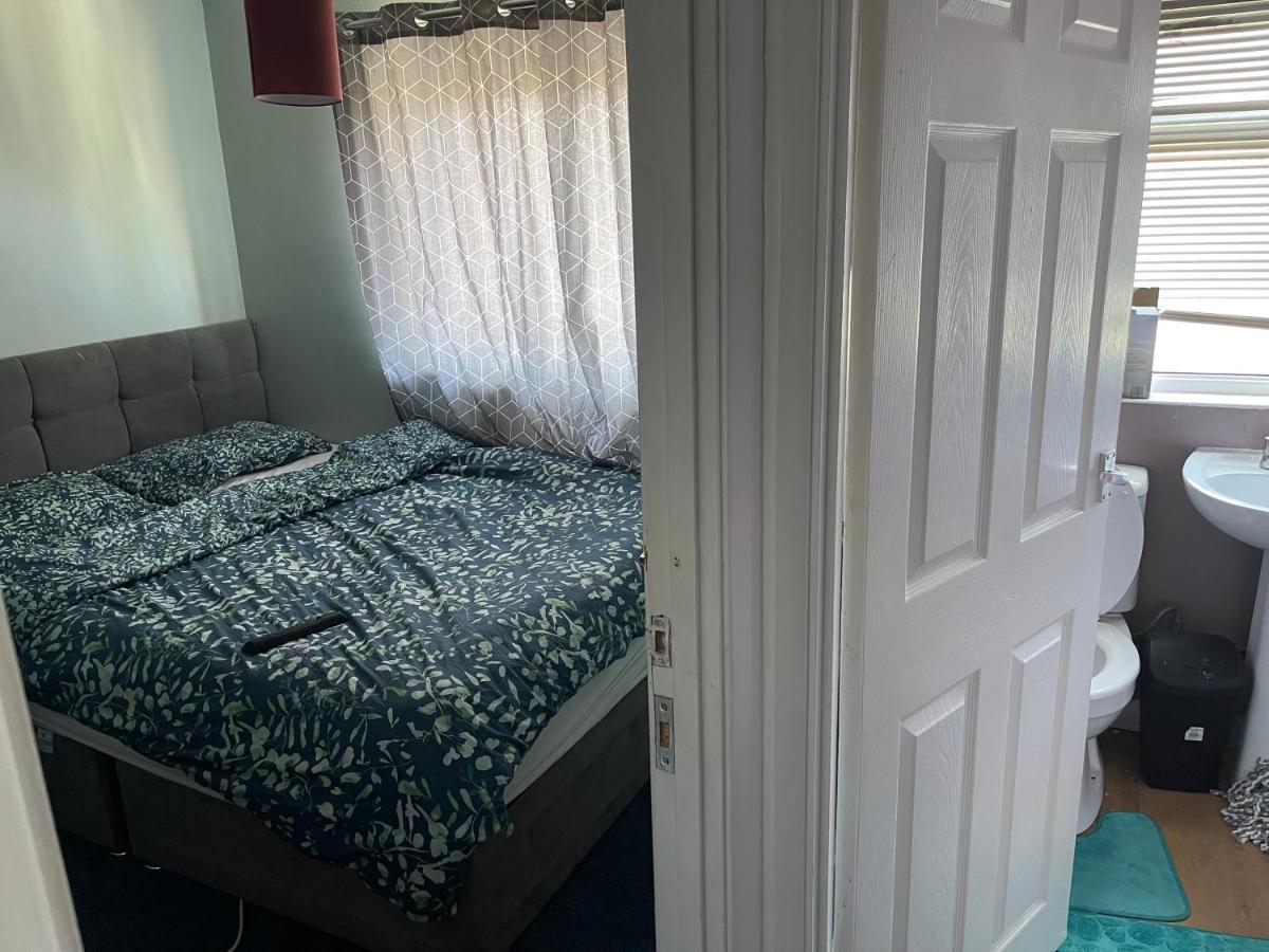 1 Bedroom In 3Bed House Bristol Zewnętrze zdjęcie